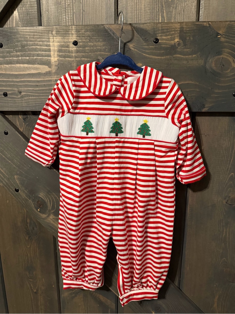Smocked Christmas outfit 0-3M.  Worn once for pictures.  In excellent condition